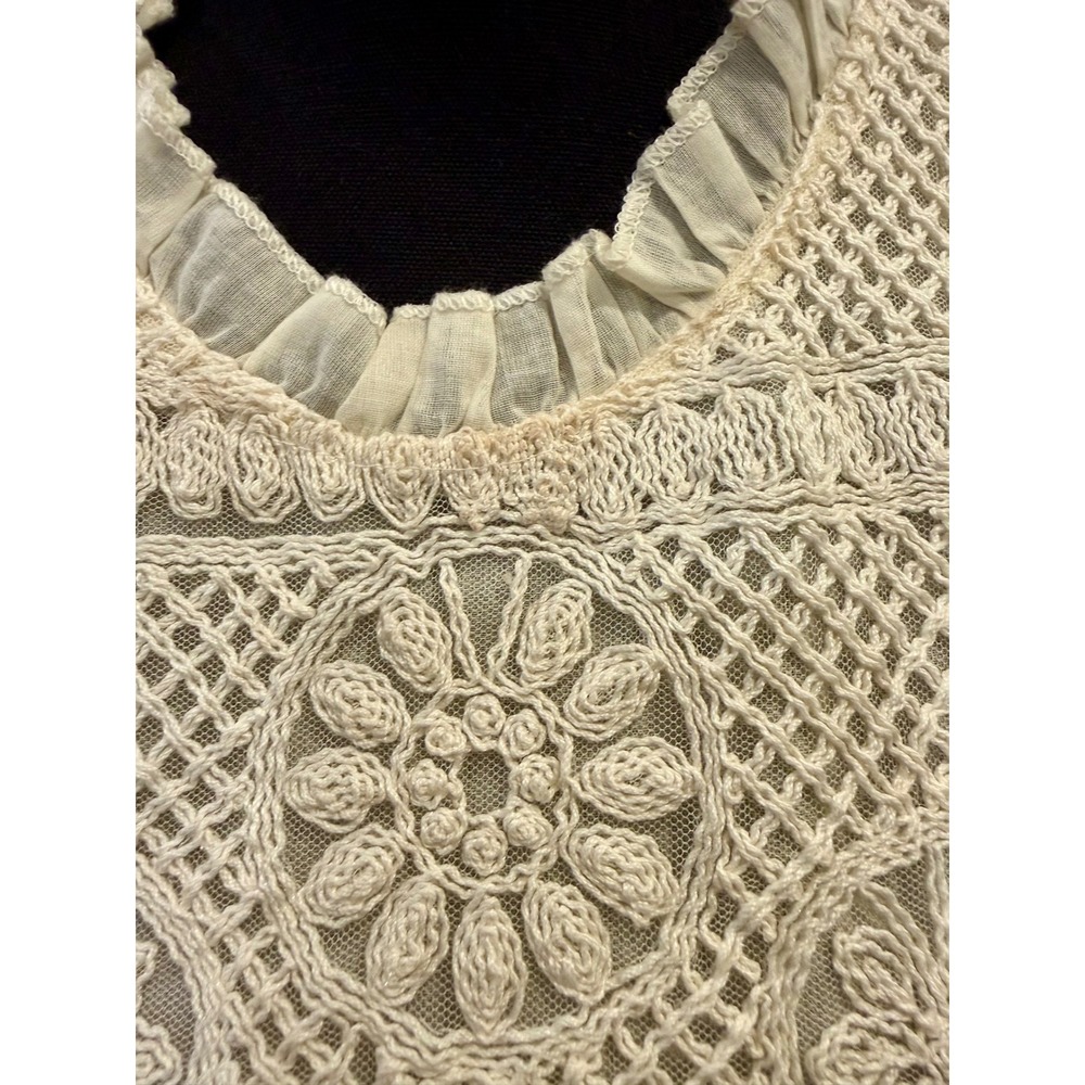 Joie Anitra Embroidered Crochet Ruffle Sleeve Top Porcelain White Small NWT - Picture 5 of 7